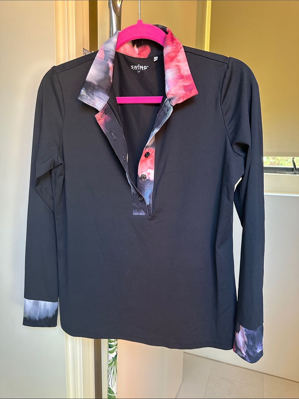Swing Black Long-Sleeve Polo with Pink Tie-Dye Collar